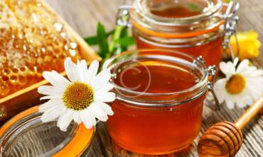 Treating Cough with Natural Honey